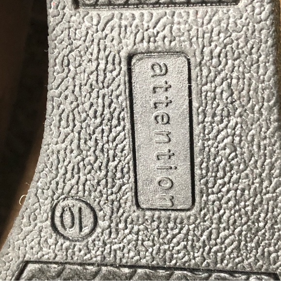 Attention Suede Ankle boots. Size 10 - Picture 12 of 13